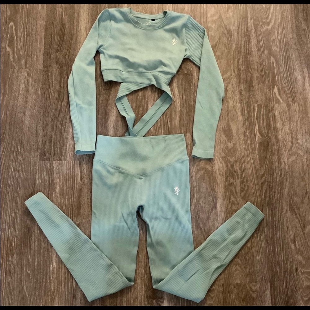 GYM KING 2-piece Athletic Set